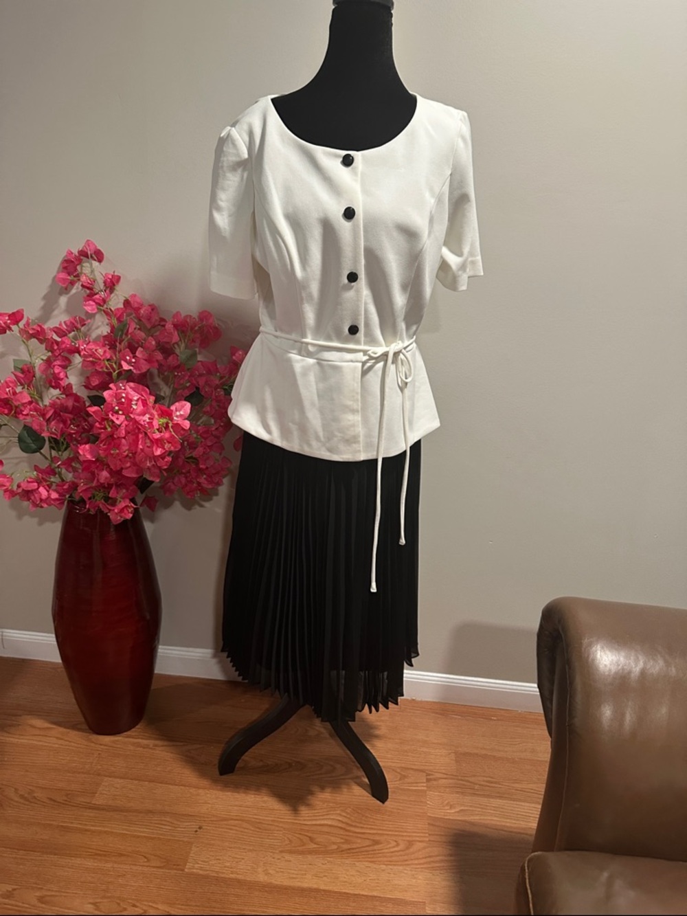 Classic White Button-Front Peplum Top with Waist Tie
